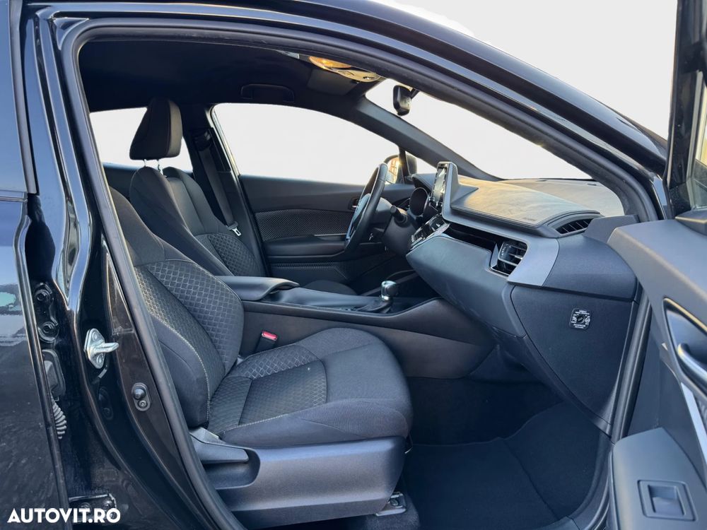 Toyota C-HR 1.8 HSD 4x2 CVT C-lassy - 8