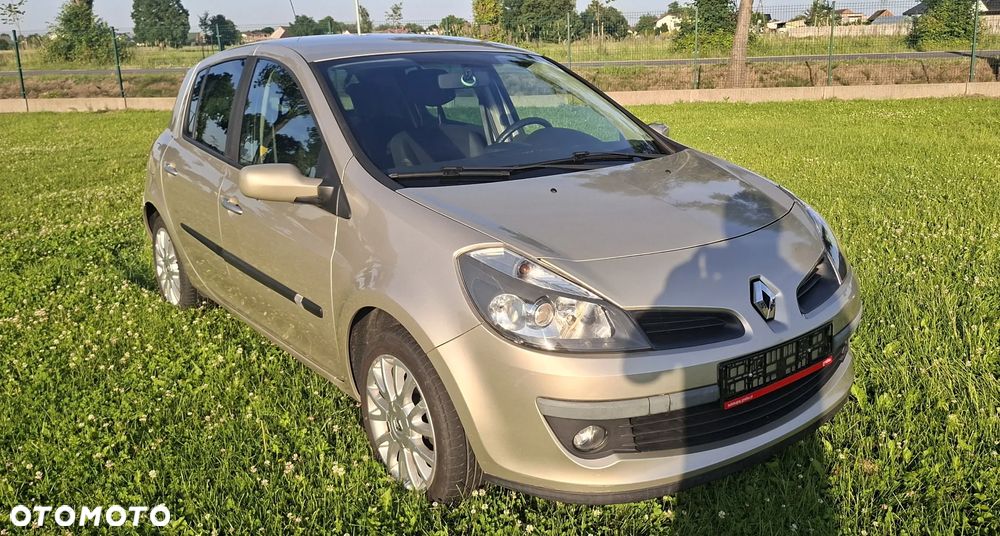Renault Clio 1.6 16V Expression - 26