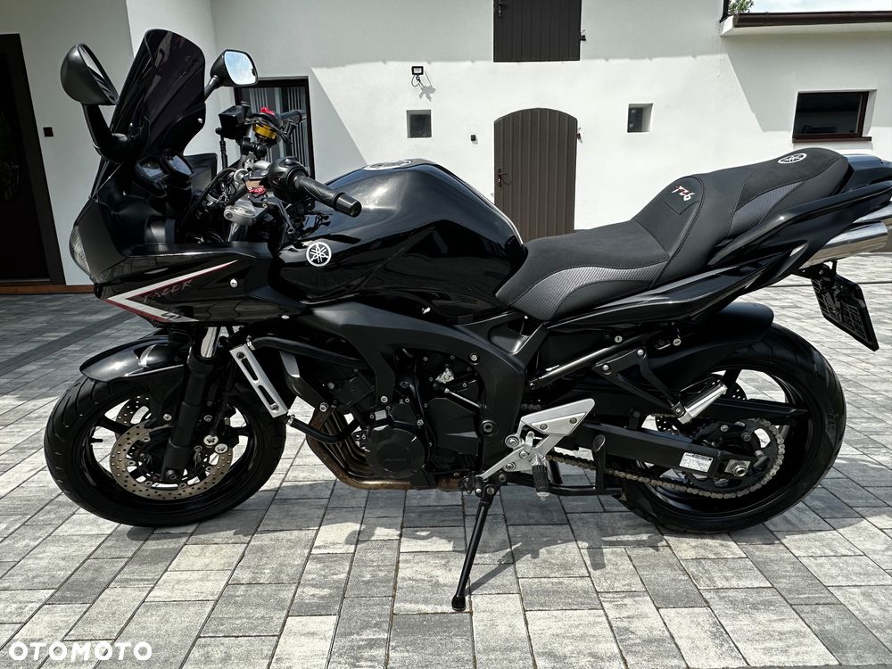 Yamaha FZ6 - 6