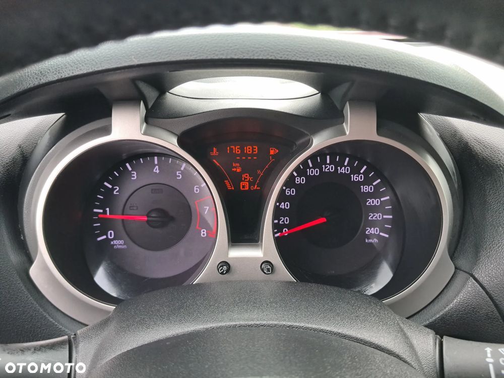 Nissan Juke 1.6 Start/Stop Tekna - 19