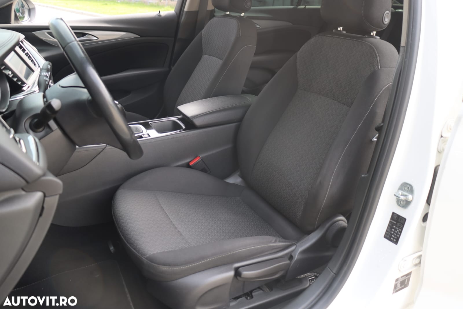 Opel Insignia Grand Sport 1.6 CDTI ecoTEC Start/Stop Edition - 6