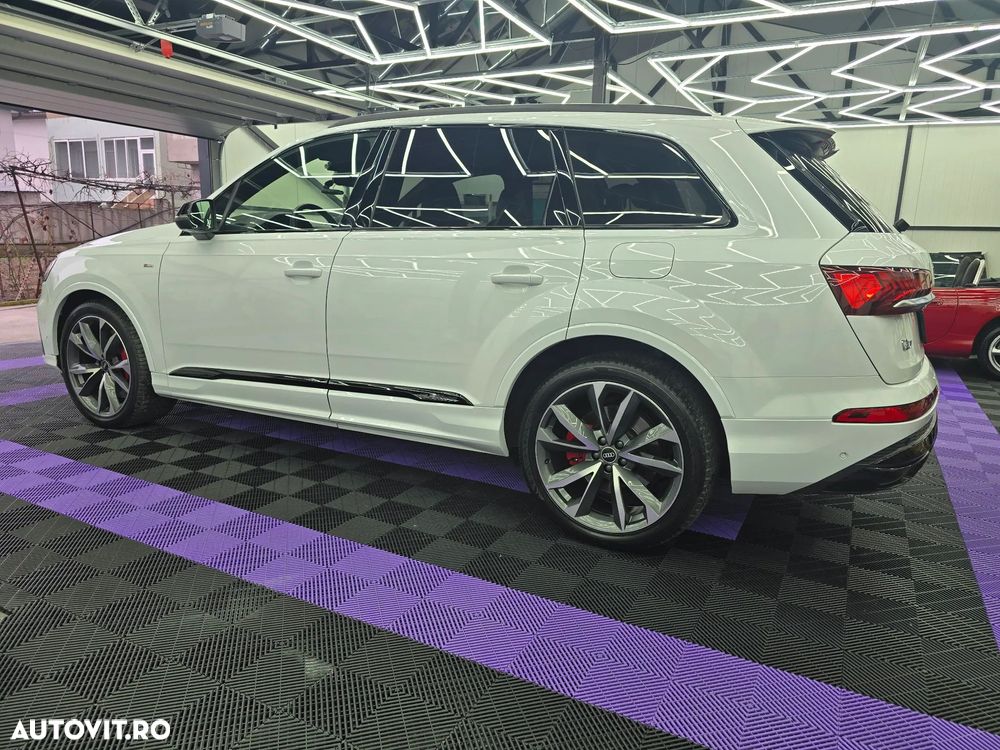 Audi Q7 3.0 60 TFSIe quattro Tiptronic S Line - 7
