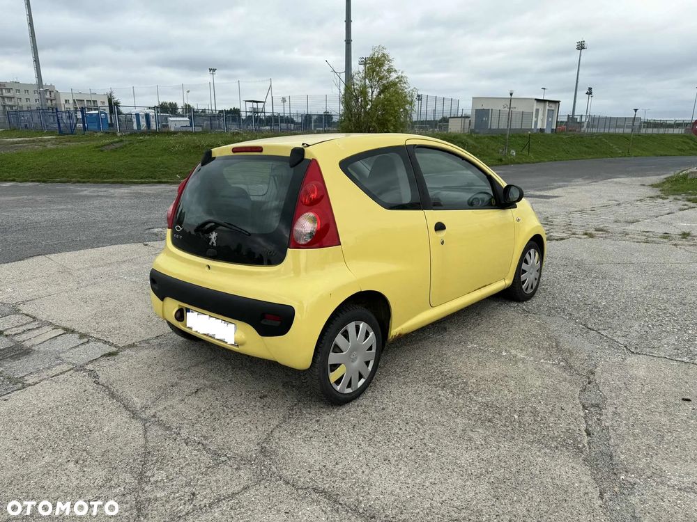 Peugeot 107 1.0 Trendy - 10