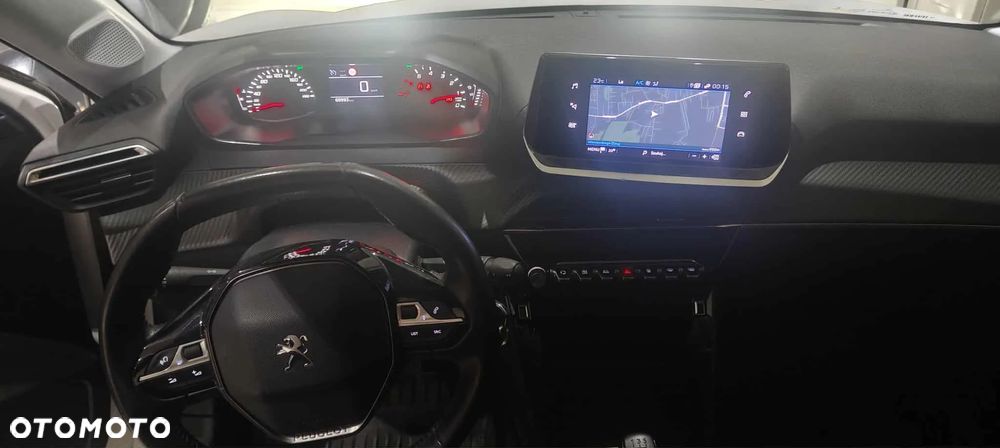 Peugeot 208 1.2 PureTech Allure S&S - 16