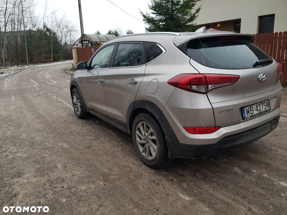 Hyundai Tucson 1.7 CRDI BlueDrive Style 2WD DCT - 9