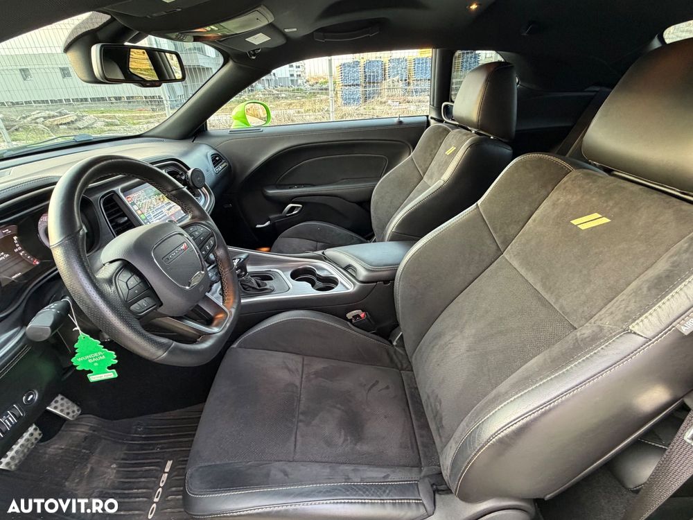 Dodge Challenger Automatik 392 Hemi Scat Pack Shaker - 10