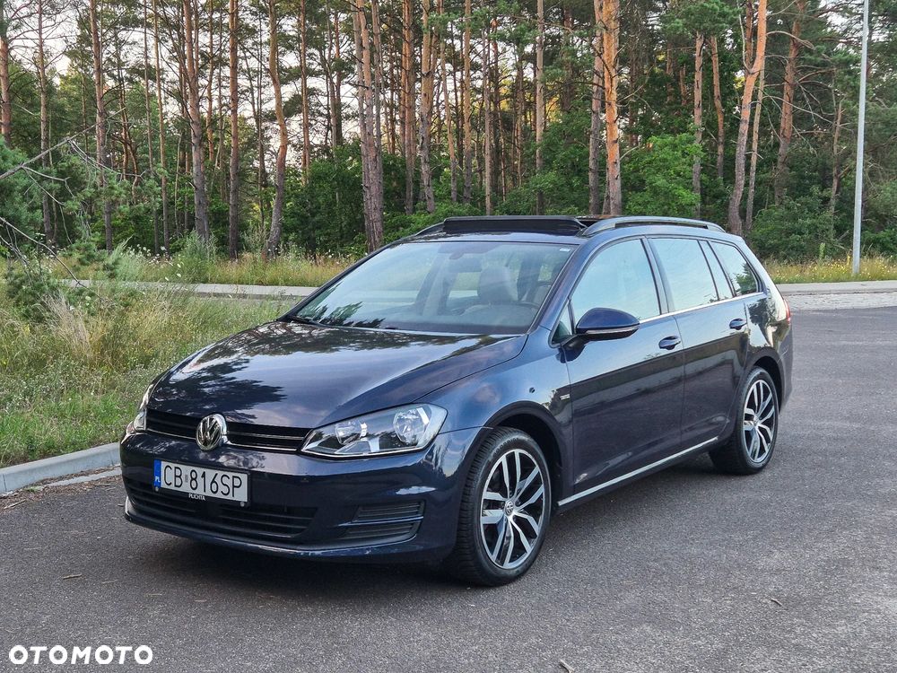 Volkswagen Golf - 6