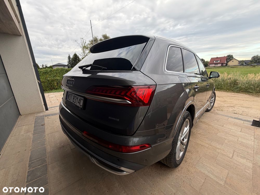 Audi Q7 55 TFSI quattro tiptronic - 24