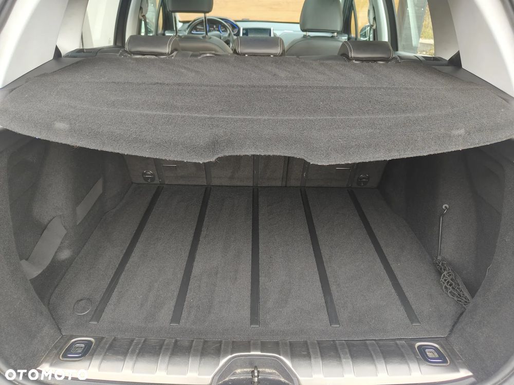 Peugeot 2008 1.6 e-HDi Allure S&S - 12