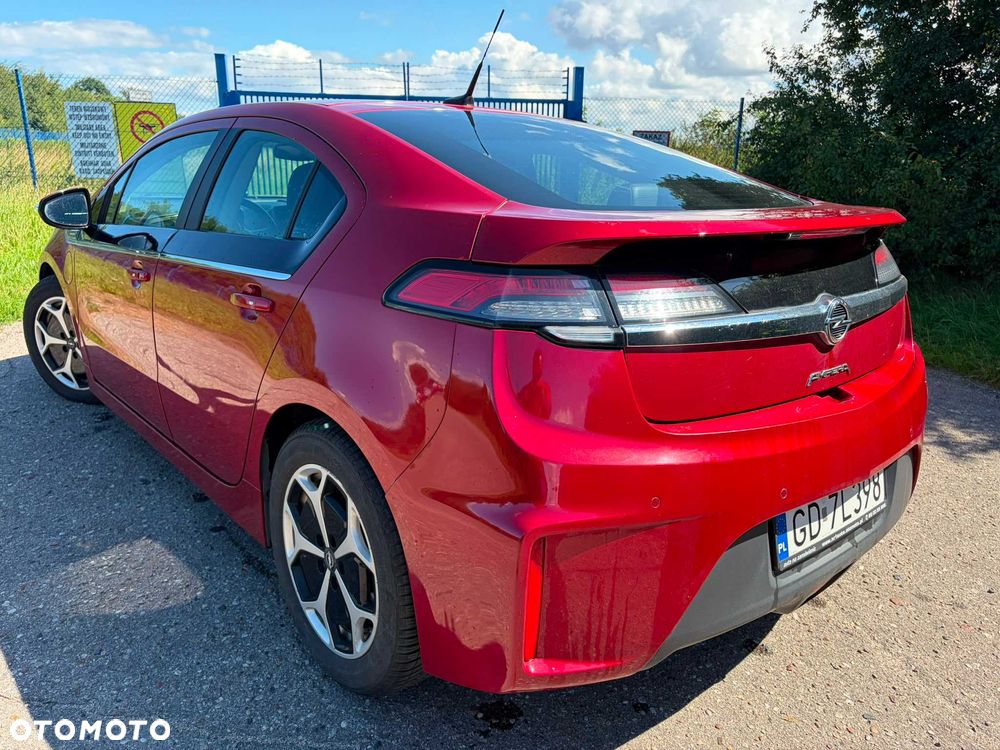 Opel Ampera - 4