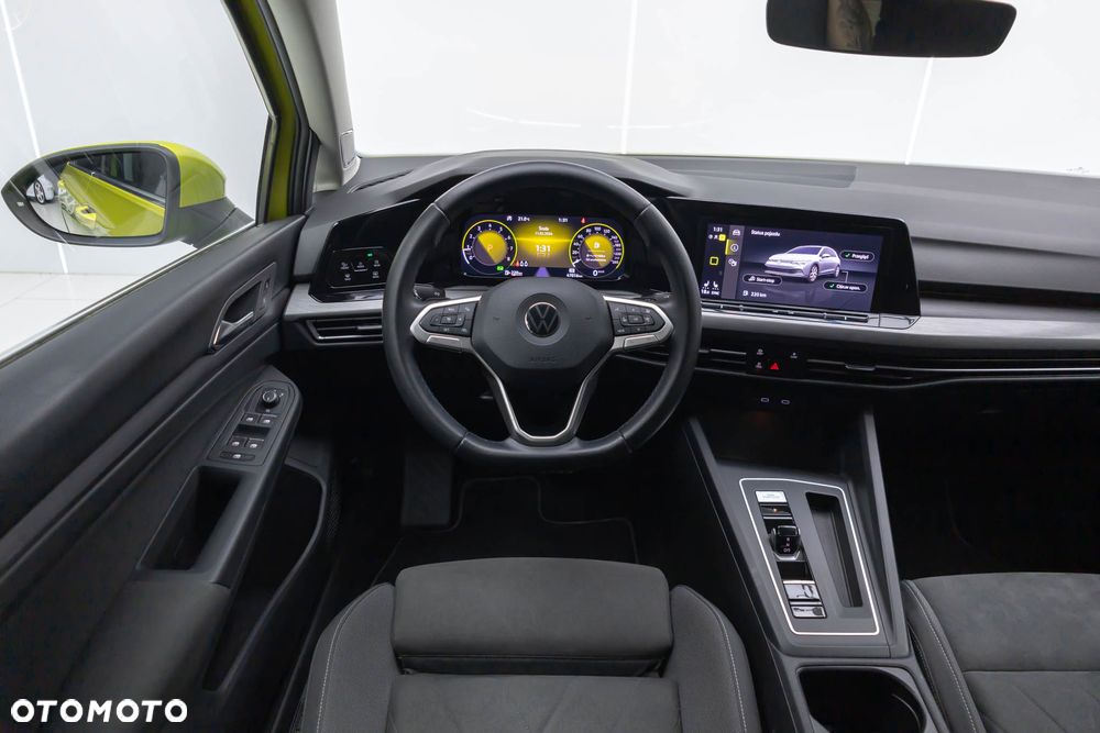 Volkswagen Golf - 15