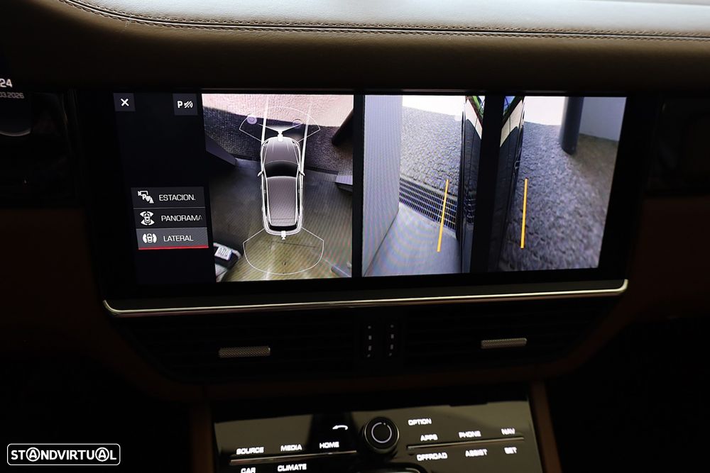 Porsche Cayenne Turbo - 43