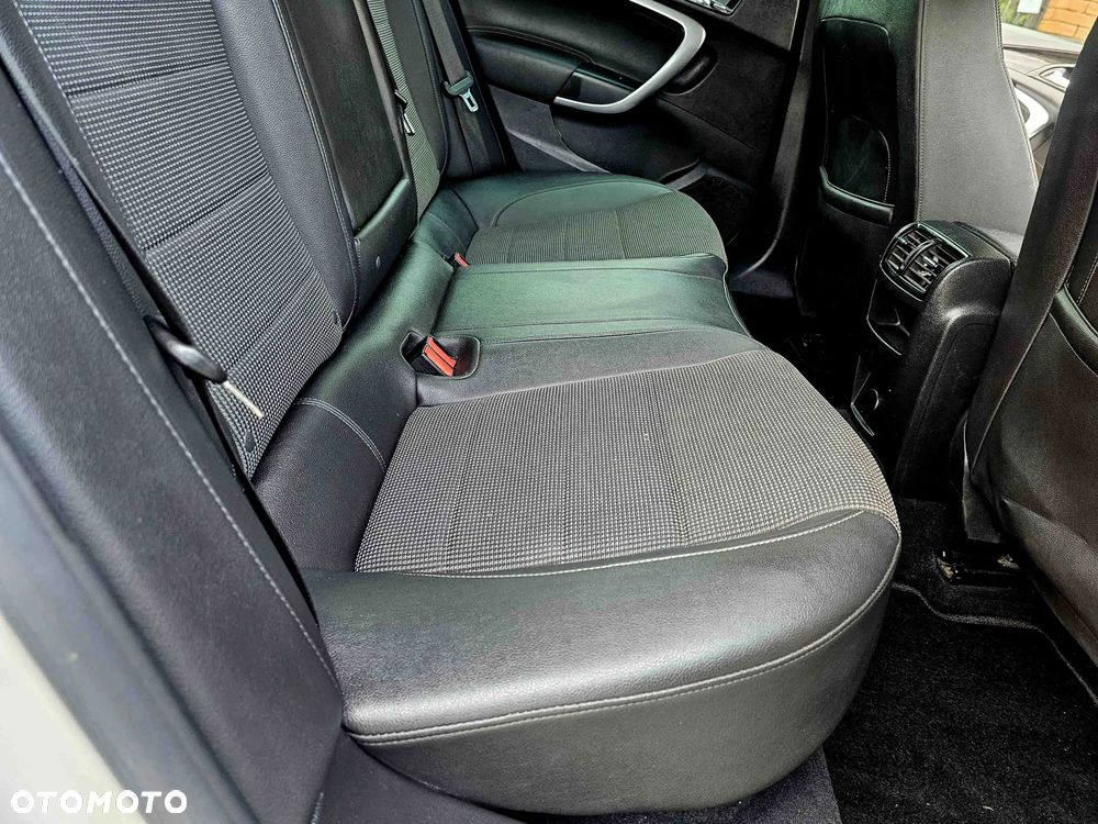 Opel Insignia 1.6 Turbo Innovation - 21