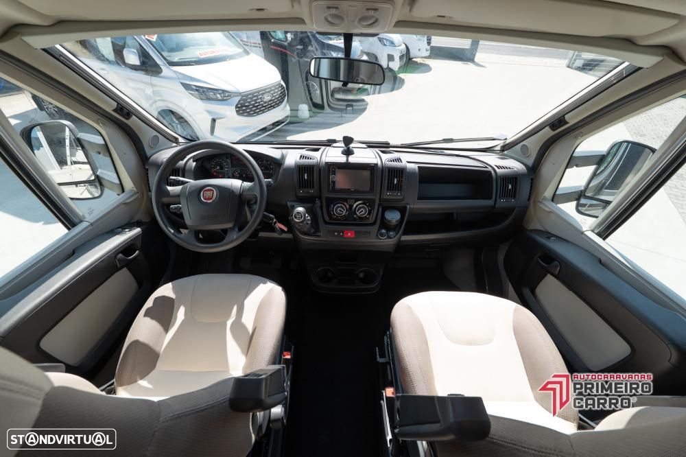 Adria Matrix 670 SBC 50 anos 5 lugares - 39