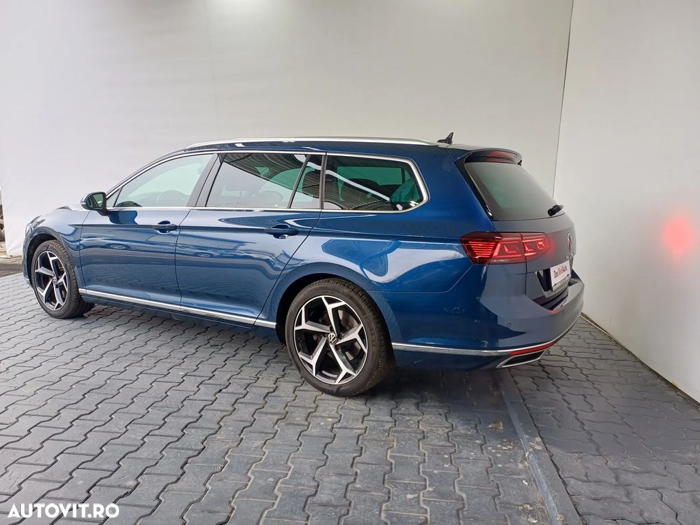 Volkswagen Passat 2.0 TDI SCR DSG Elegance - 3