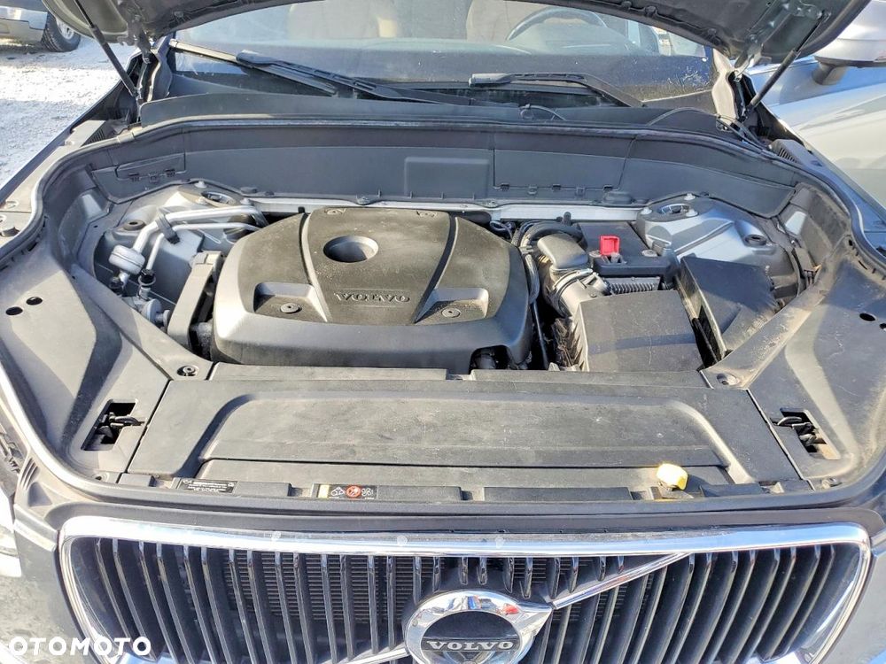 Volvo XC 90 T6 AWD Geartronic Momentum - 11