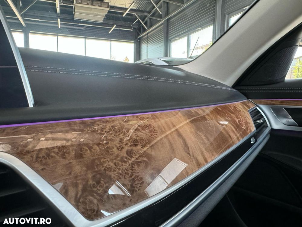 BMW Seria 7 740d xDrive - 9