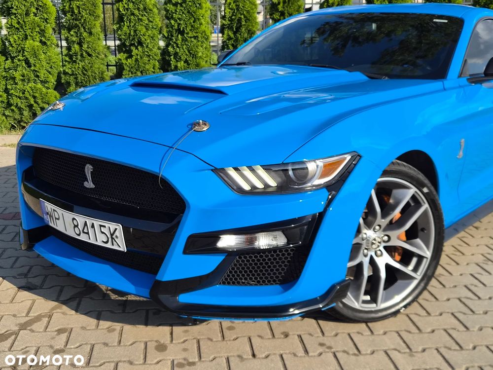 Ford Mustang - 36