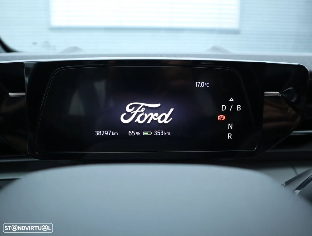 Ford Explorer 79 kWh Premium AWD - 38