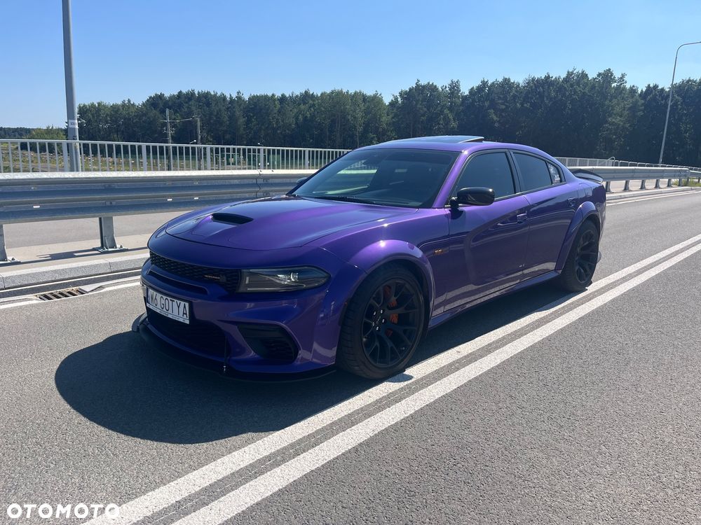 Dodge Charger 6.4 Scat Pack Widebody - 12