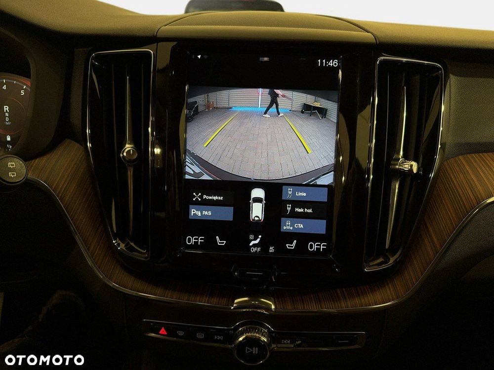 Volvo XC 60 - 30