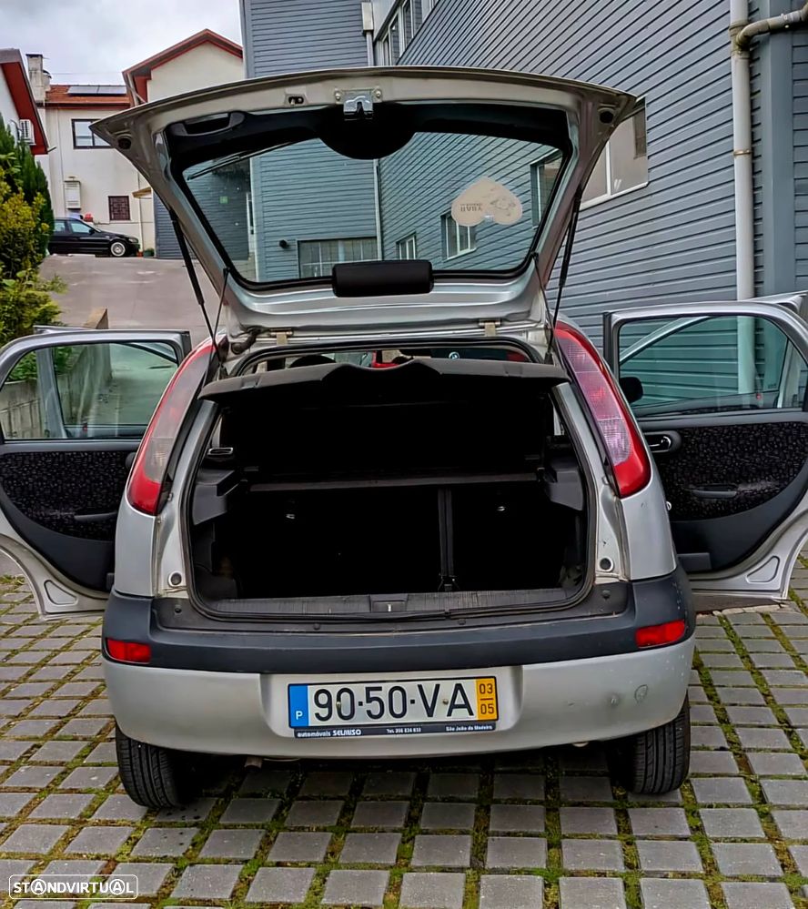 Opel Corsa 1.2 16V Elegance - 2