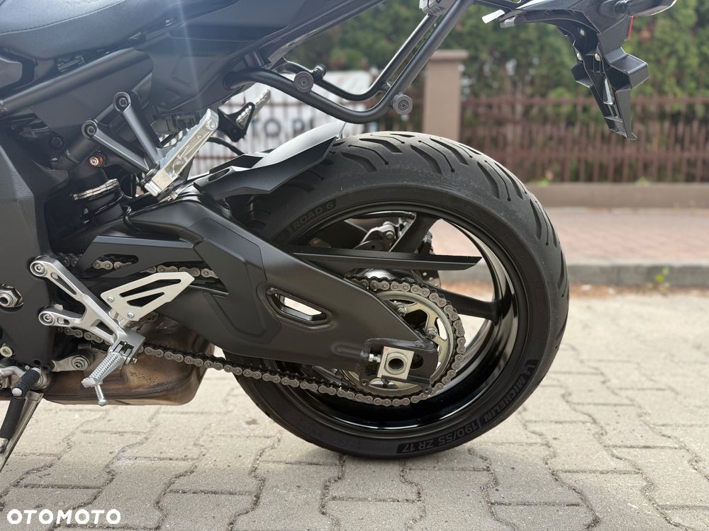 Yamaha MT - 24