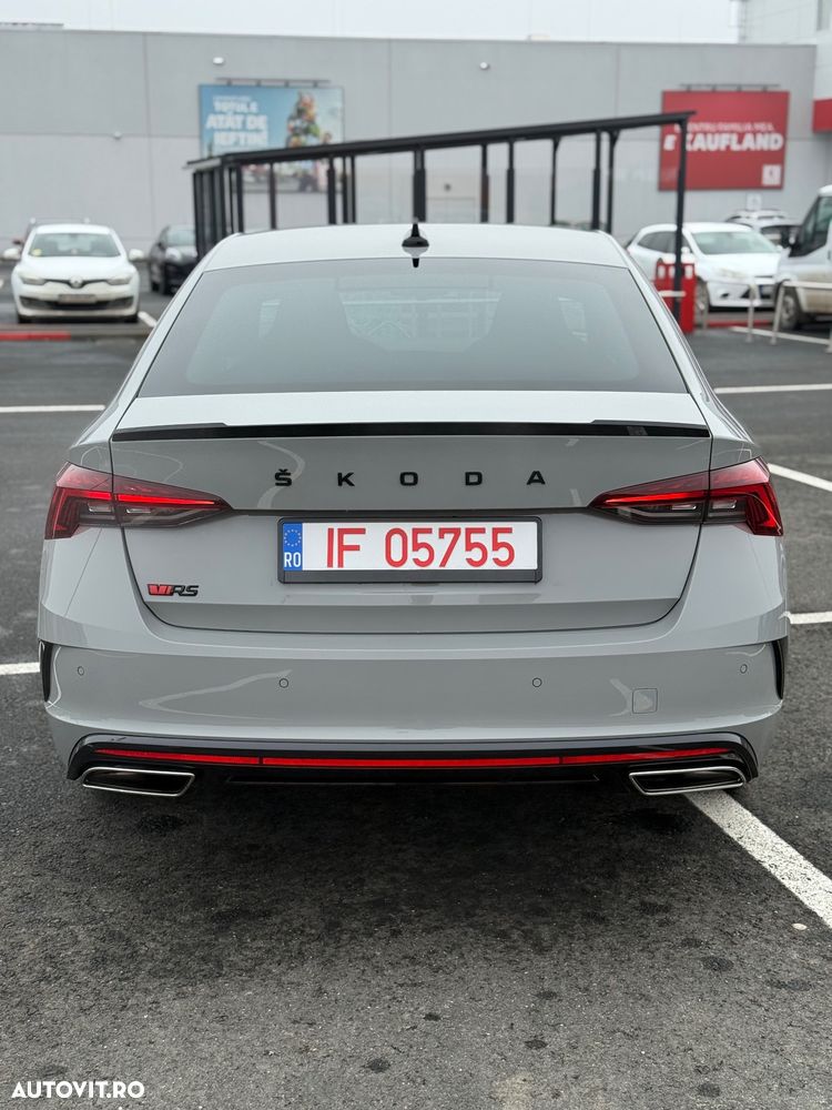 Skoda Octavia 1.4 TSI DSG RS - 8