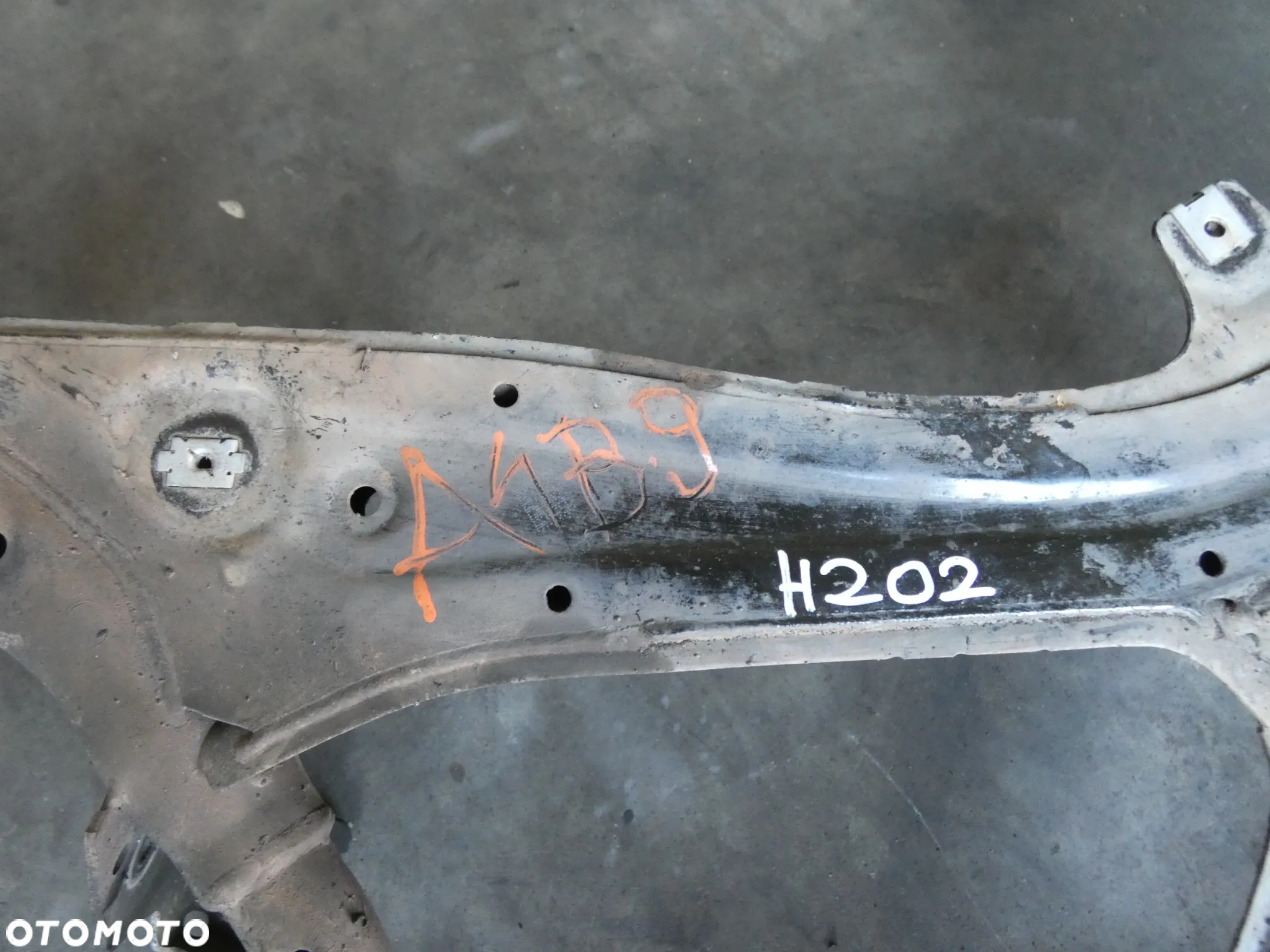 AUDI A4 B9 WÓZEK BELKA SILNIKA SANKI PRZÓD 8W2399347G H202 - 10