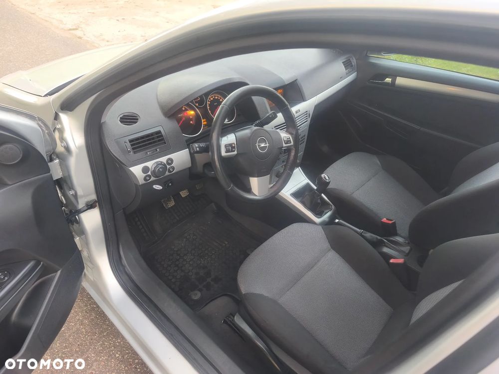 Opel Astra 1.6 - 13