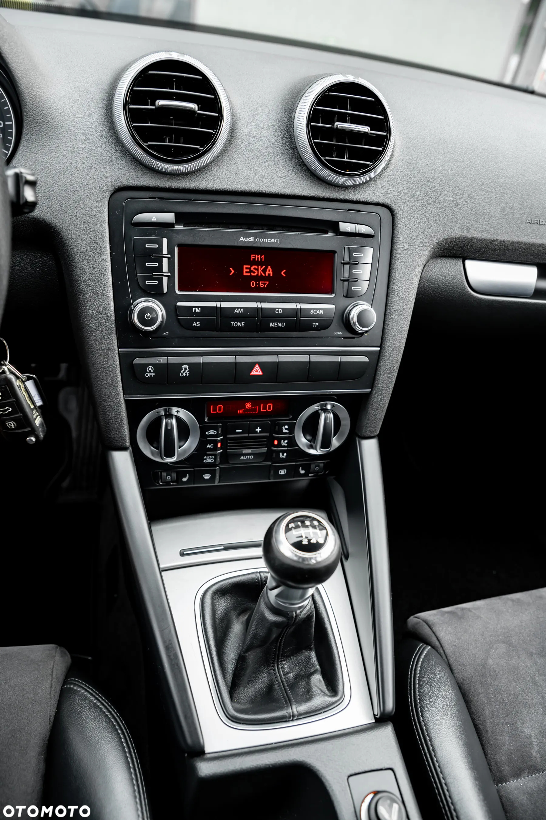 Audi A3 2.0 TDI Sportback DPF Ambiente - 36