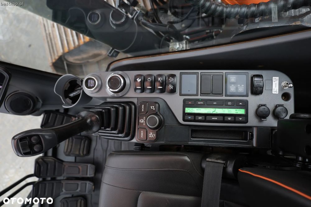 Doosan DX140LC-7 - 23