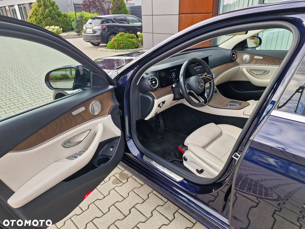 Mercedes-Benz Klasa E 220 d 4-Matic Avantgarde - 10