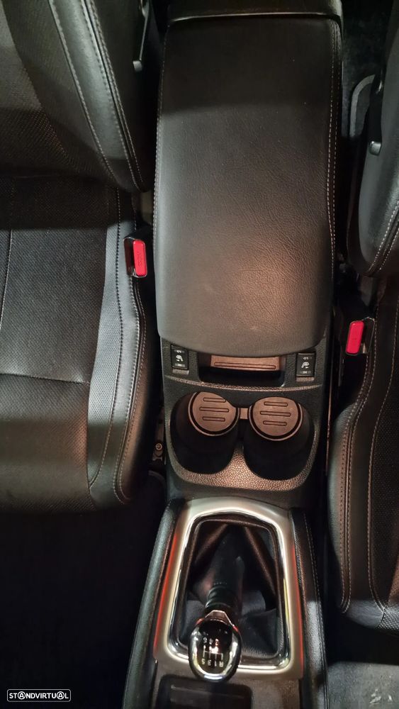 Nissan Qashqai 1.6 dCi Tekna Premium - 17