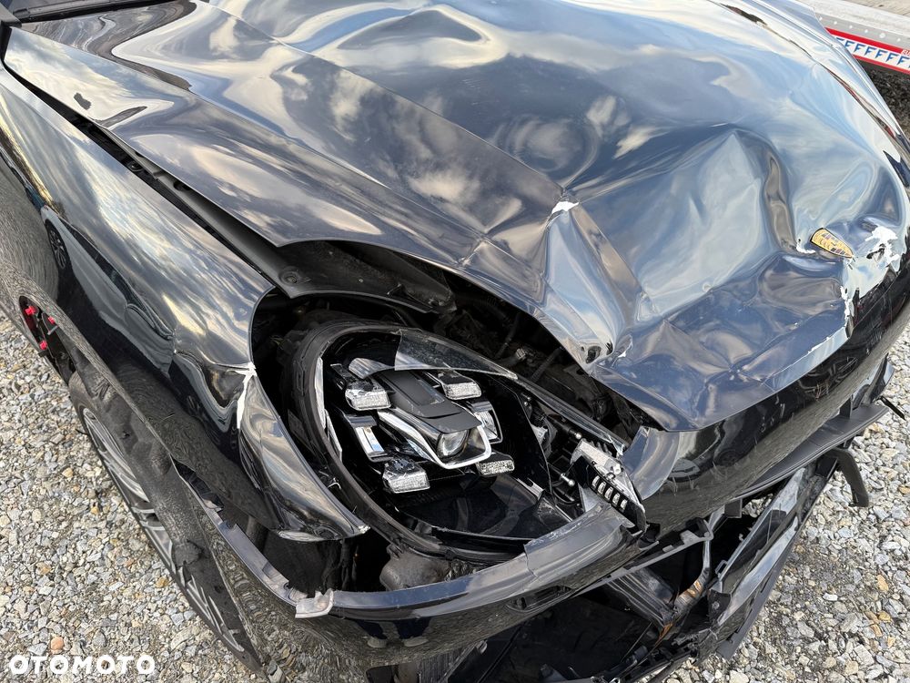 Porsche Cayenne Turbo - 13