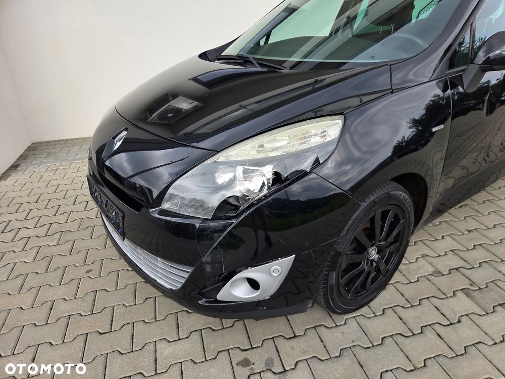 Renault Grand Scenic - 19