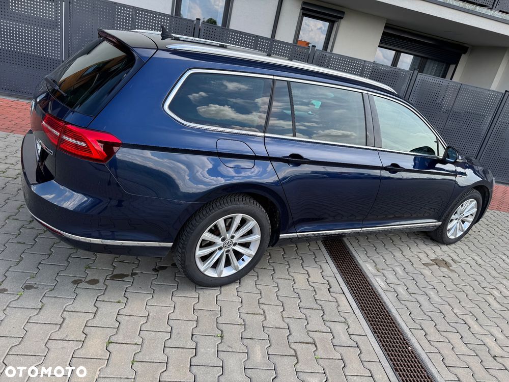 Volkswagen Passat 2.0 TDI BMT 4Mot Highline DSG - 11