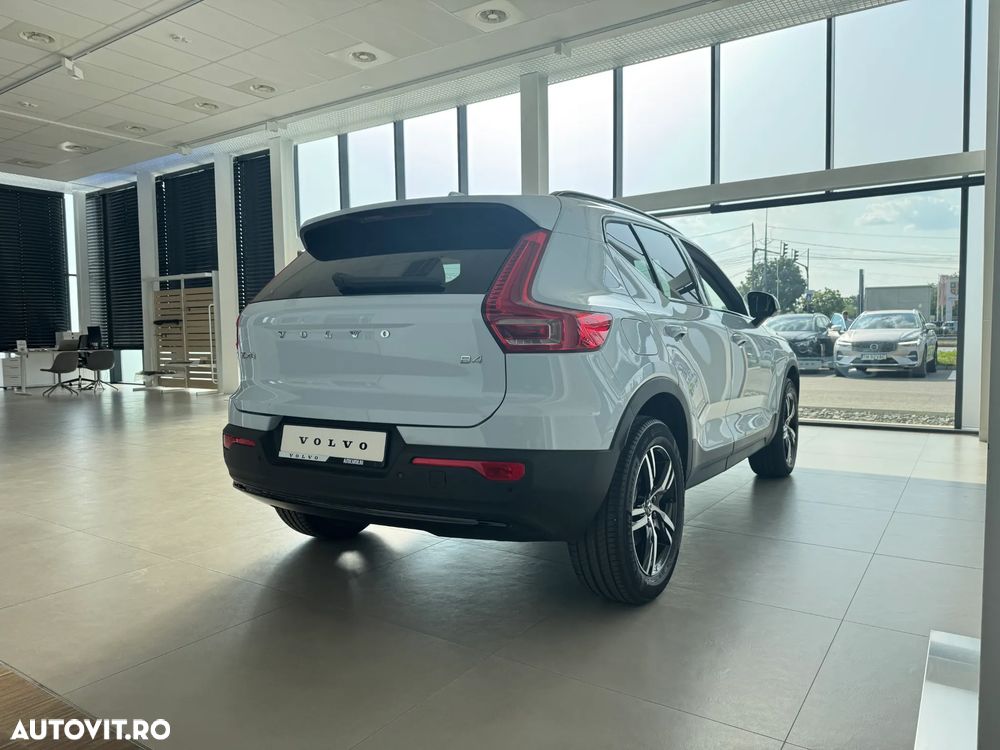 Volvo XC 40 - 5