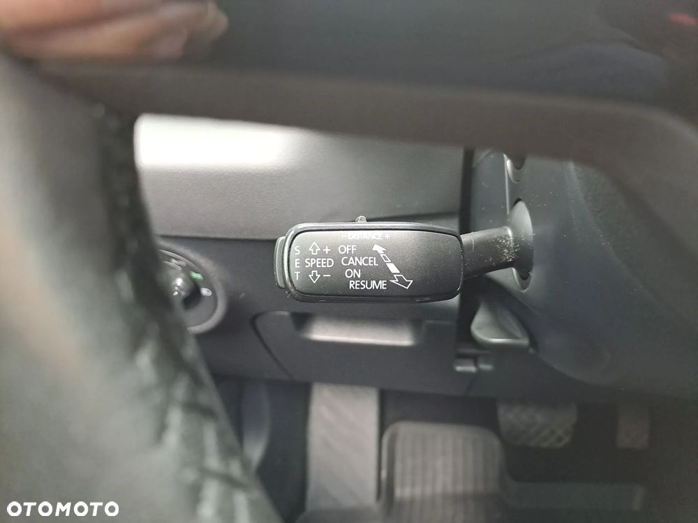Skoda Karoq 1.5 TSI ACT 4x2 Style DSG - 25