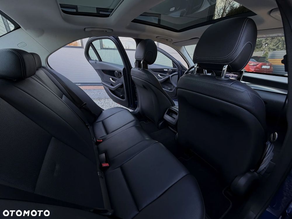 Mercedes-Benz Klasa C 200 7G-TRONIC - 17