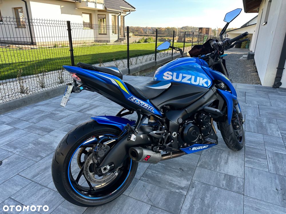 Suzuki GSX 1000 - 17