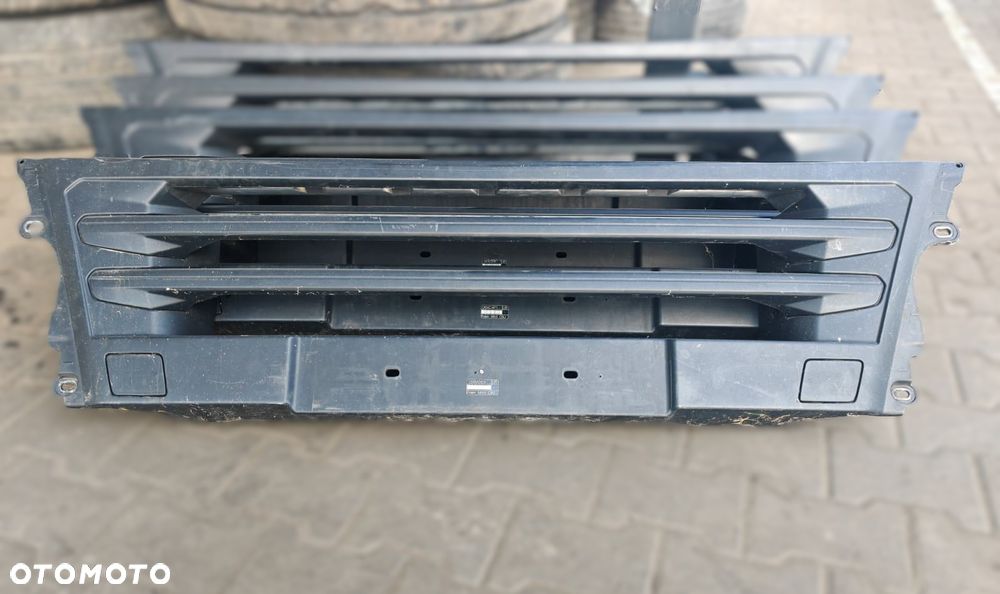 GRILL ZDERZAK PRZEDNI ŚRODKOWY MAN TGX EURO 6 81416106951 ORYGINAŁ - 4