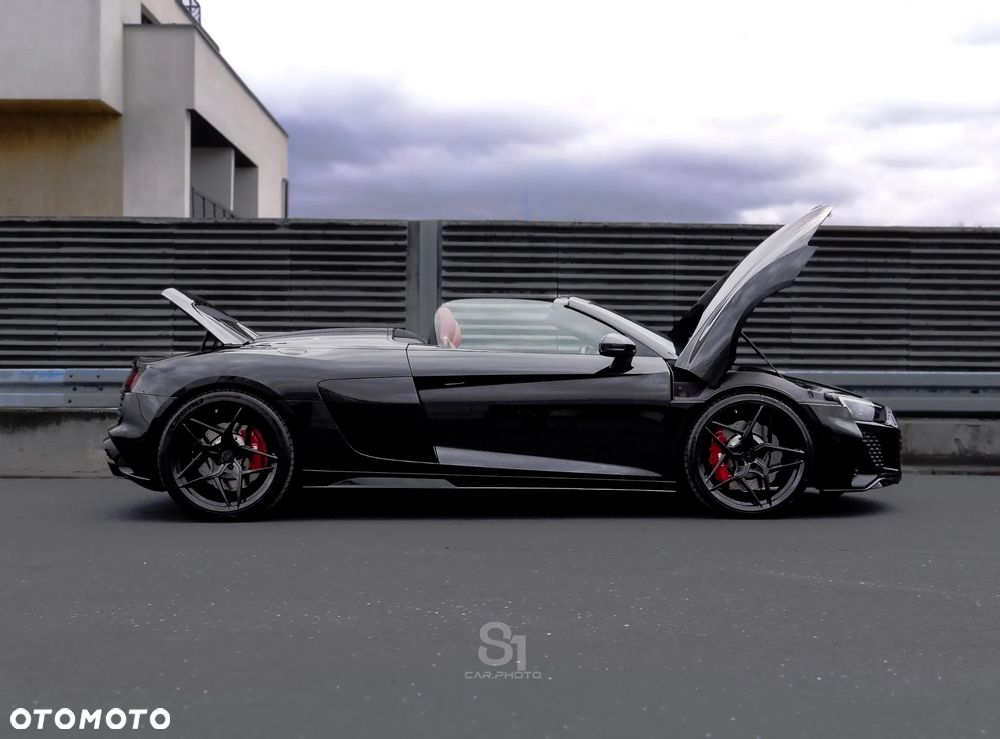 Audi R8 Spyder V10 RWD - 22