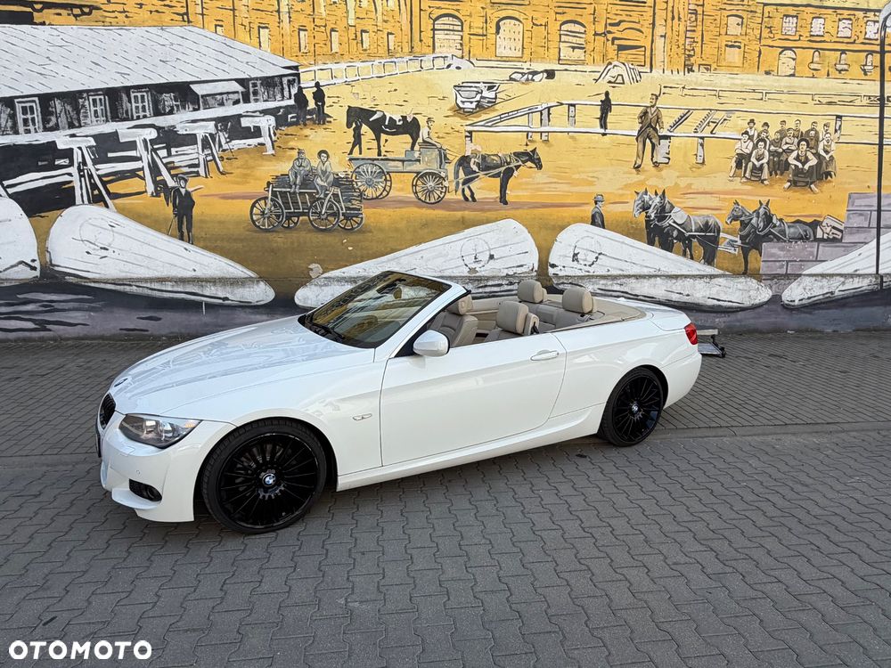 BMW Seria 3 330i - 5