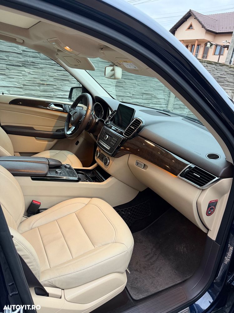 Mercedes-Benz GLE - 11