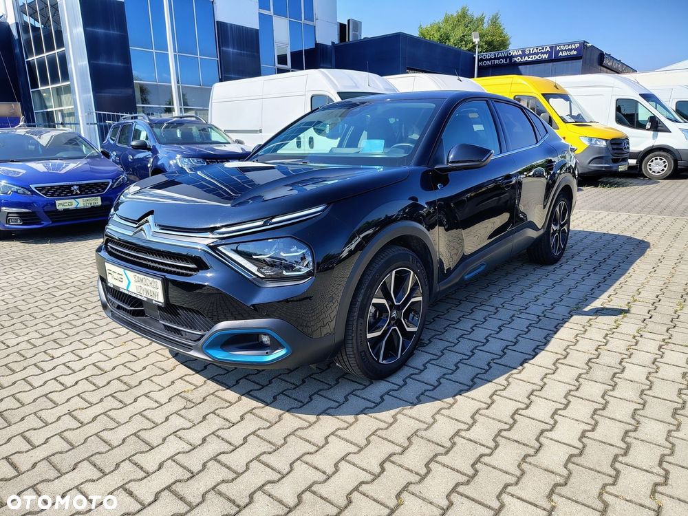 Citroën C4 EV136 50kWh Shine - 2