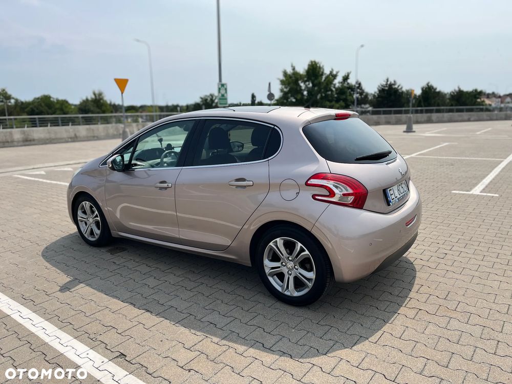 Peugeot 208 1.4 VTi Allure - 3