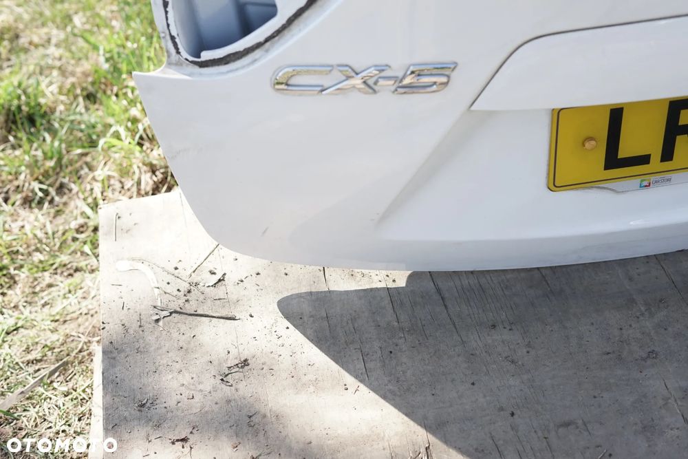 Klapa bagażnika tył Mazda CX-5 I Biała - 9
