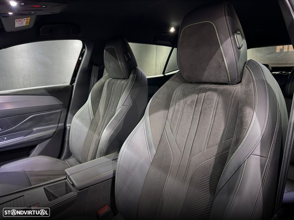 Peugeot 408 1.2 PureTech GT EAT8 - 17
