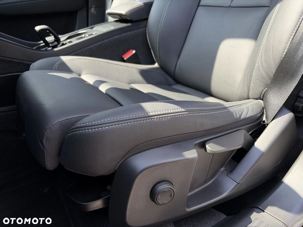 Volvo XC 40 B3 Core - 11